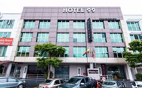 โรงแรม 99 - บันดาร์ ปูเตรี ปูชง